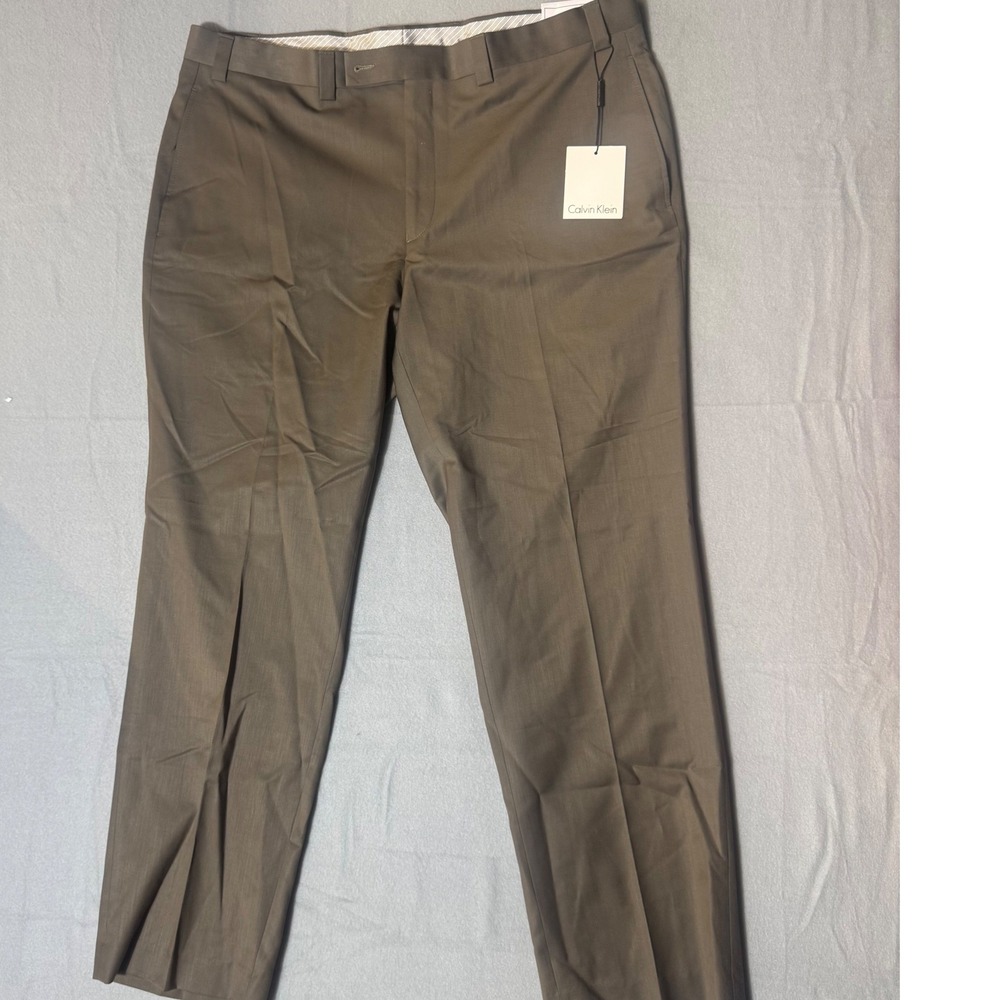 Calvin Klein Mens Flat Front Dress Pants Light Brown 38W x 30L JRMYP NEW